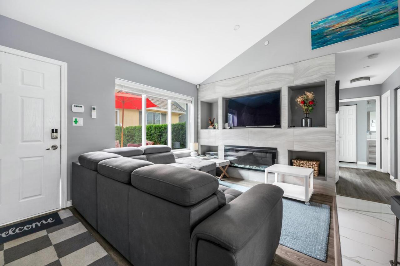 Stylish Dual Bedroom Suite In Van West Vancouver Ngoại thất bức ảnh